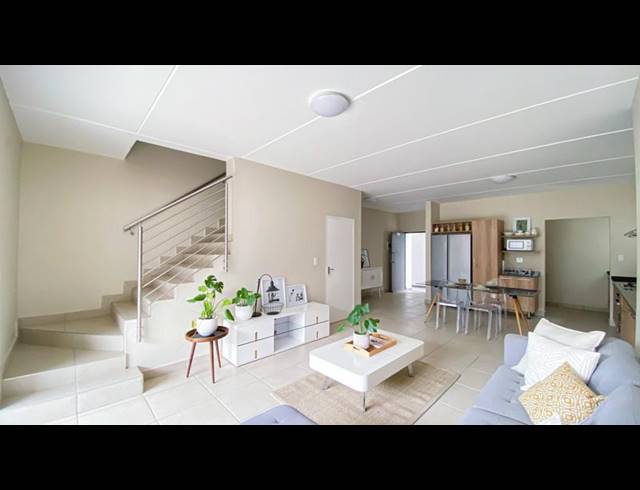 3 BEDROOM TOWNHOUSE FOR SALE IN EDENBURG